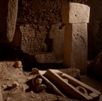 Gbekli Tepe:http://ngm.nationalgeographic.com/2011/06/gobekli-tepe/musi-photography